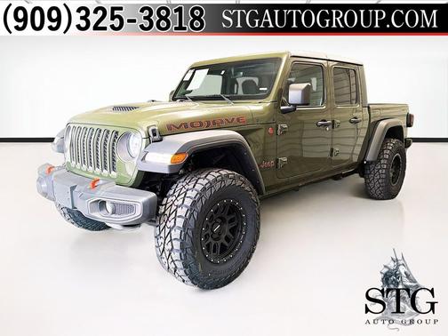 Sarge Green Clearcoat 2023 Jeep Gladiator Mojave 4x4