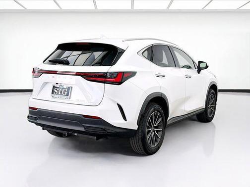 Eminent White Pearl 2024 Lexus NX 250 Base