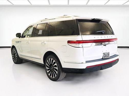 2023 Lincoln Navigator Black Label