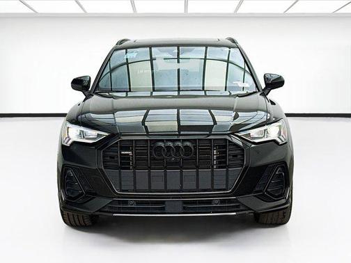 Mythos Black Metallic 2024 Audi Q3 45 S line Premium Plus