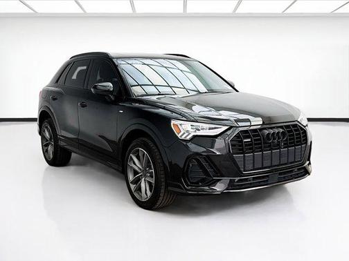 Mythos Black Metallic 2024 Audi Q3 45 S line Premium Plus