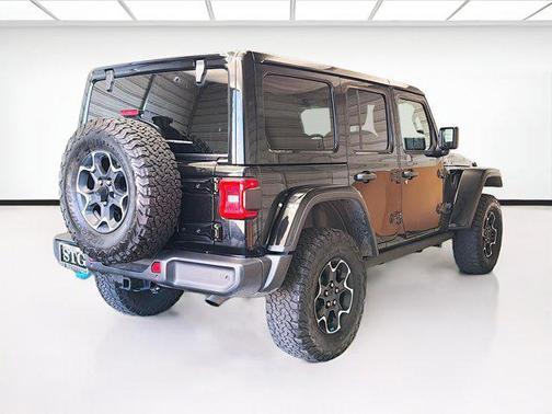 Black Clearcoat 2022 Jeep Wrangler Unlimited 4xe Rubicon