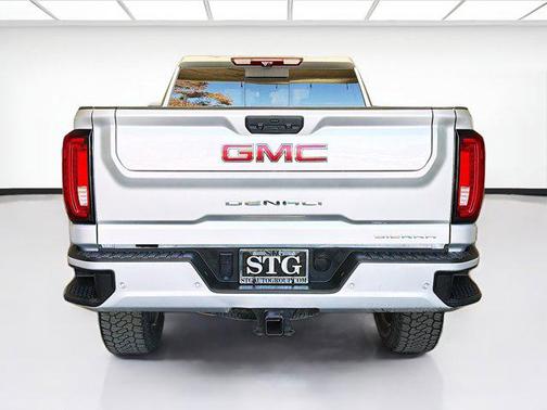 2023 GMC Sierra 3500 Denali