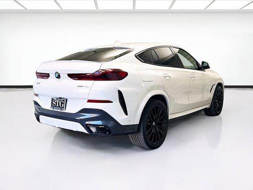 2023 BMW X6 xDrive40i