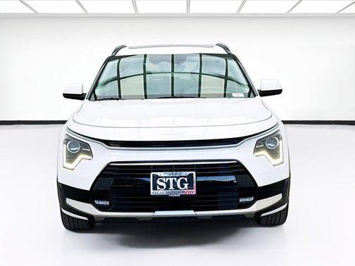 2023 Kia Niro Touring