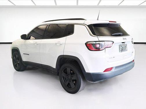 Bright White Clearcoat 2022 Jeep Compass Latitude