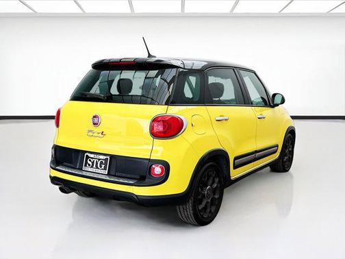 Giallo (Yellow) 2015 FIAT 500L Urbana Trekking