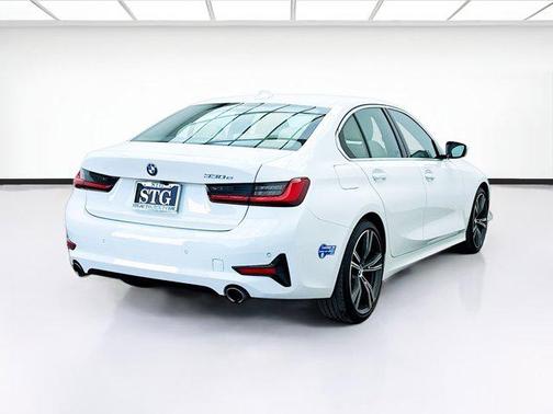 2021 BMW 330e Base