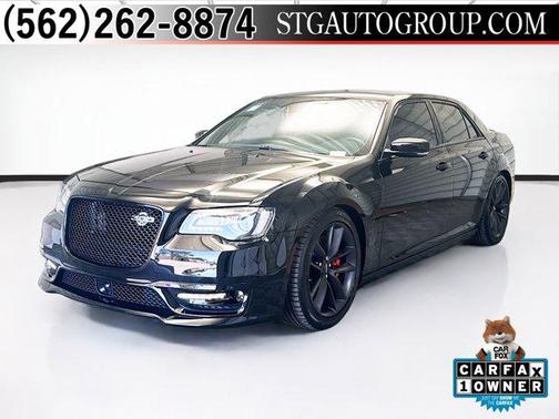 2023 Chrysler 300 C