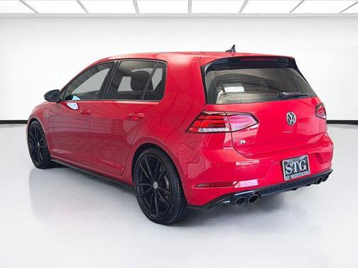 2018 Volkswagen Golf R 2.0T DSG
