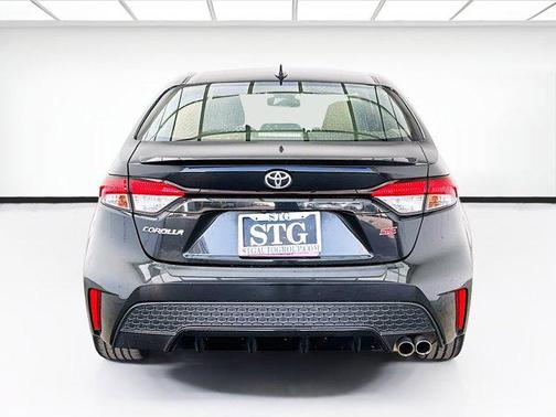 Black Sand Pearl 2020 Toyota Corolla SE