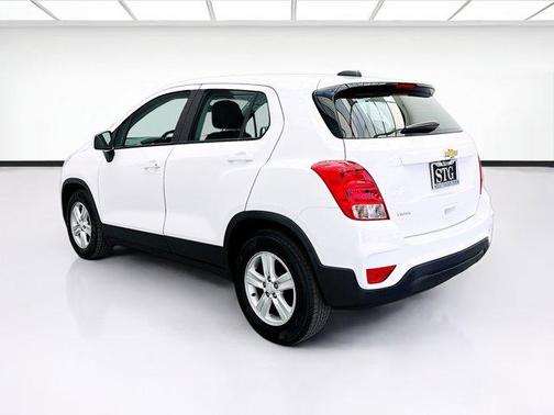 Summit White 2020 Chevrolet Trax LS