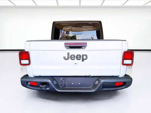 Bright White Clearcoat 2022 Jeep Gladiator Sport S