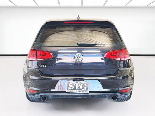 Deep Black 2015 Volkswagen Golf GTI 2.0T Autobahn 4-Door
