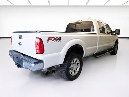 White Platinum Clearcoat Metallic 2015 Ford F-350 Lariat