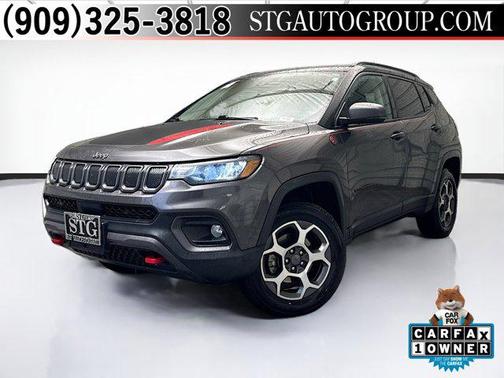 Granite Crystal Metallic Clearcoat 2022 Jeep Compass Trailhawk