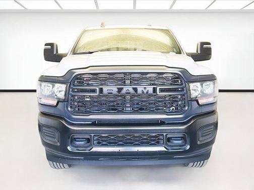 Bright White Clearcoat 2024 RAM 3500 Tradesman Crew Cab 4x4 8' Box