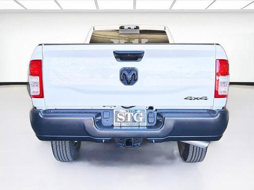 Bright White Clearcoat 2024 RAM 3500 Tradesman Crew Cab 4x4 8' Box