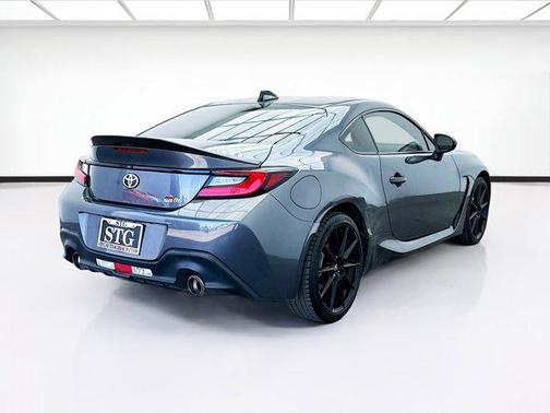 2024 Toyota GR86 Premium