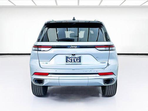 2022 Jeep Grand Cherokee 4xe Summit Reserve