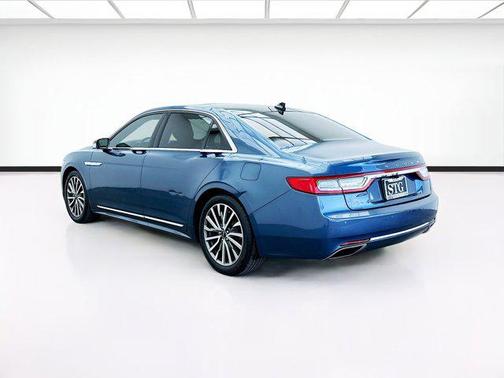 2018 Lincoln Continental Select