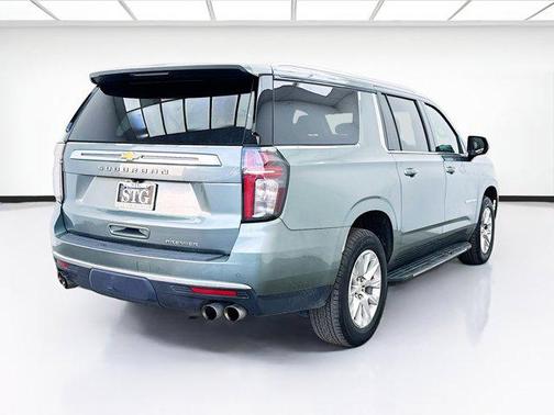 2023 Chevrolet Suburban Premier