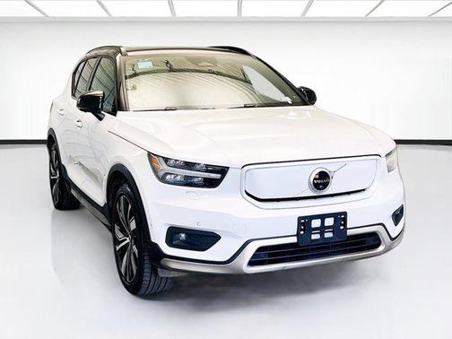 2022 Volvo XC40 Recharge Pure Electric P8 Twin Ultimate
