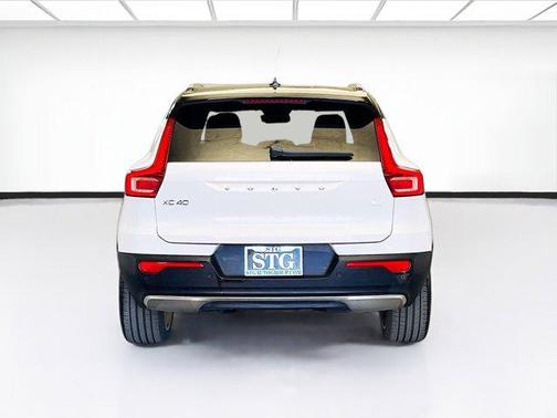 2022 Volvo XC40 Recharge Pure Electric P8 Twin Ultimate
