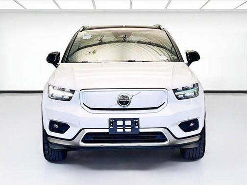 2022 Volvo XC40 Recharge Pure Electric P8 Twin Ultimate