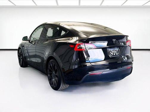 2024 Tesla Model Y Performance Dual Motor All-Wheel Drive