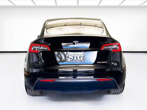2024 Tesla Model Y Performance Dual Motor All-Wheel Drive