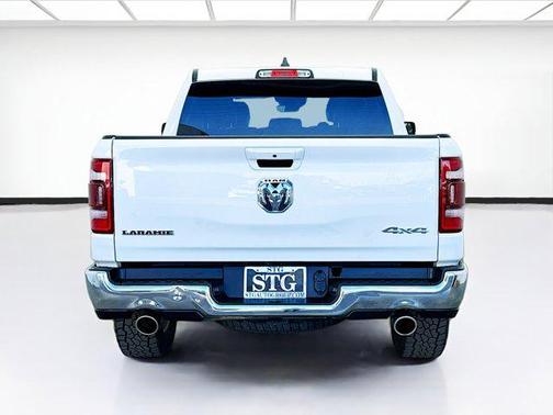 Bright White Clearcoat 2024 RAM 1500 Laramie