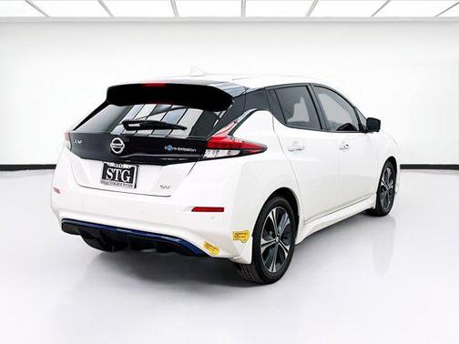 2022 Nissan Leaf SV 40 kWh