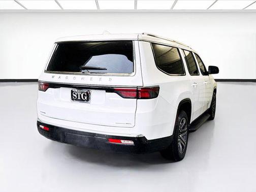 2023 Jeep Wagoneer L Series II 4x4