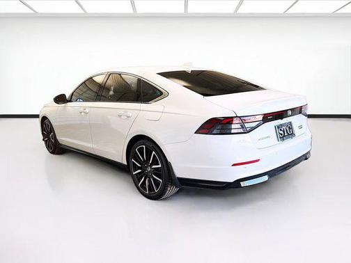 2023 Honda Accord Hybrid Touring