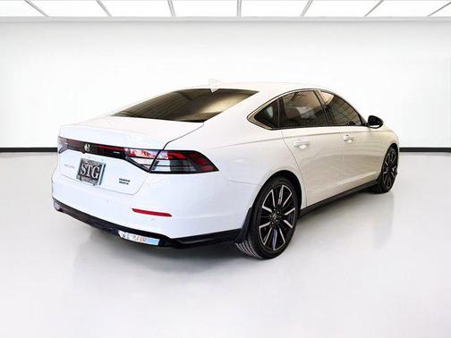 2023 Honda Accord Hybrid Touring