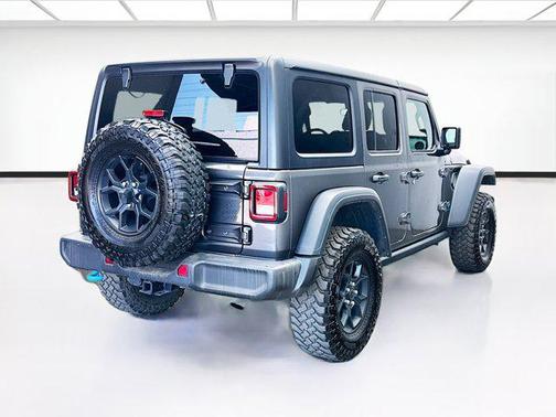 Granite Crystal Metallic Clearcoat 2024 Jeep Wrangler 4xe Willys