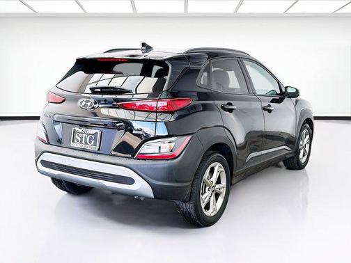 Abyss Black Pearl 2023 Hyundai KONA SEL