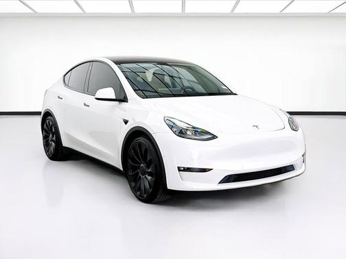 Pearl White Multi-Coat 2022 Tesla Model Y Performance Dual Motor All-Wheel Drive
