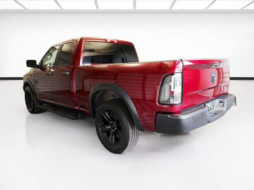 Delmonico Red Pearlcoat 2022 RAM 1500 Classic Warlock Quad Cab 4x2 6'4' Box