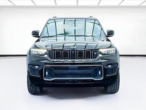 2022 Jeep Grand Cherokee L Overland