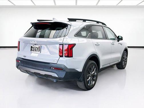 Wolf Gray 2023 Kia Sorento EX