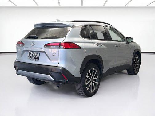 2024 Toyota Corolla Cross XLE