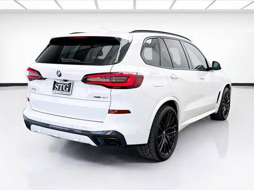 Alpine White 2022 BMW X5 sDrive40i