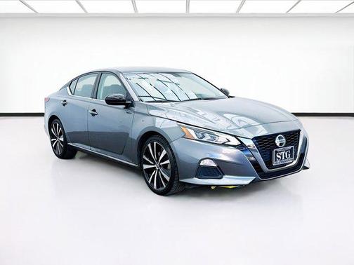 2021 Nissan Altima SR FWD