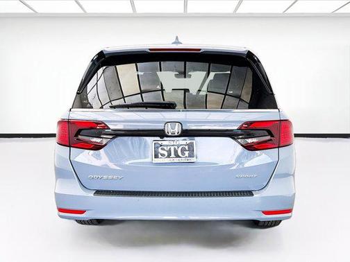 Gray Pearl 2023 Honda Odyssey Sport