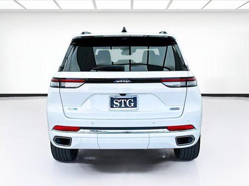 2023 Jeep Grand Cherokee 4xe Overland