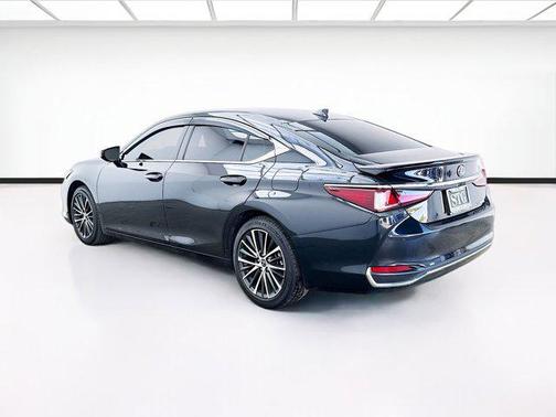 Caviar 2024 Lexus ES 300h Premium