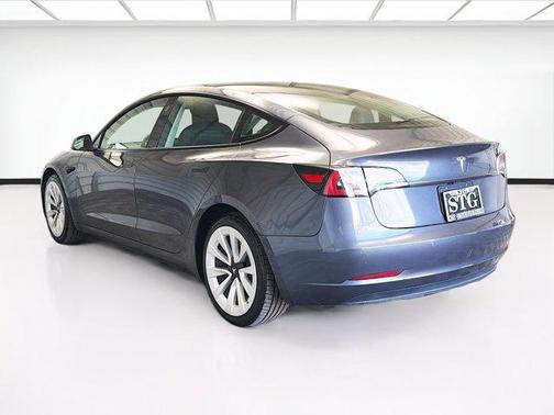 2022 Tesla Model 3 Standard Range