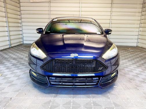 Kona Blue Metallic 2017 Ford Focus ST